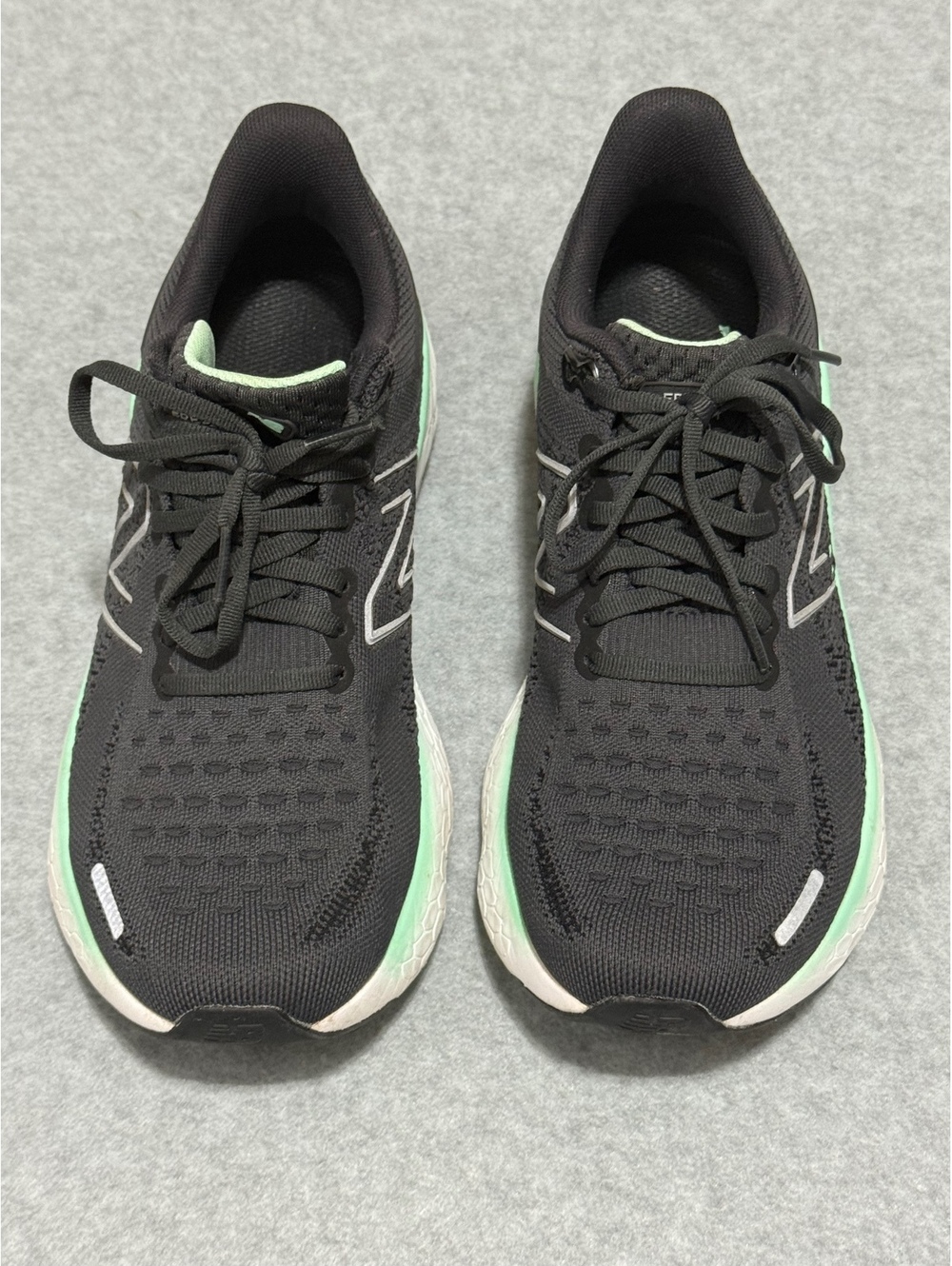 New Balance Fresh Foam X 1080 v12 Women’s Running Shoes Size 9D Mint Black